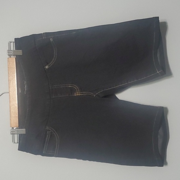 Chadwicks shorts women’s size 6 Bermuda length black demin pull-on elast… - Picture 1 of 16